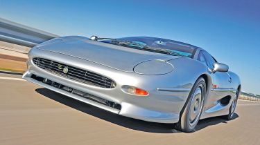 Jaguar XJ220