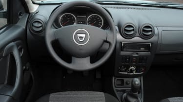 Dacia Duster Access dash