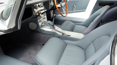 CMC E-Type - interior