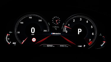 BMW X3 M40i - dials
