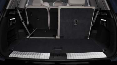 Audi Q7 - boot
