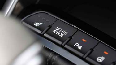 Kia Stonic - drive mode button