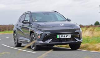 Hyundai Kona Electric - front corner left