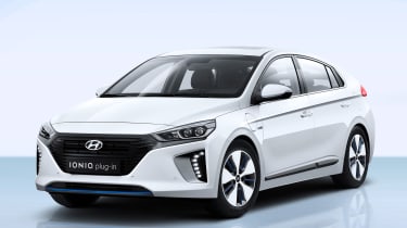 Hyundai Ioniq plug-in PHEV - front quarter
