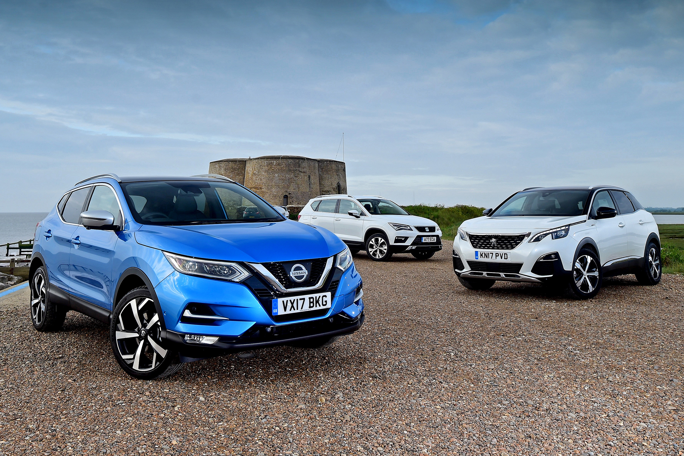 Nissan Qashqai Vs Peugeot 3008 Vs Renault Kadjar