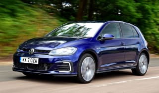 Volkswagen Golf GTE - front