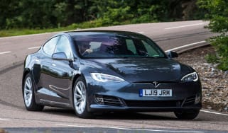 Tesla Model S UK-2