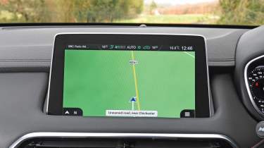 MG HS Mk1 - sat-nav