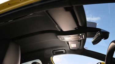 Audi A3 35 TFSI S tronic S line long termer - roof
