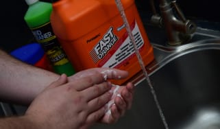 Best workshop hand cleaner - header