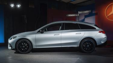 Mercedes CLA Shooting Brake - side