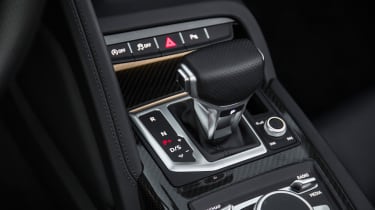 Audi R8 Spyder 2016 - centre console