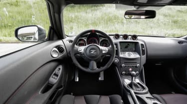 Nissan 370Z Nismo interior