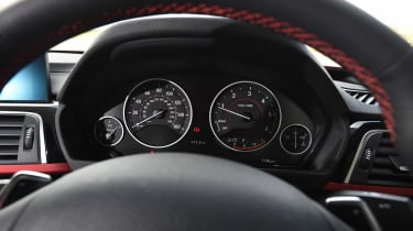 BMW 4 Series Gran Coupe - dials