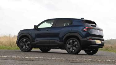 Suzuki e Vitara - static rear