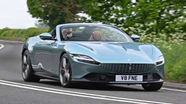 Ferrari Roma Spider - front action