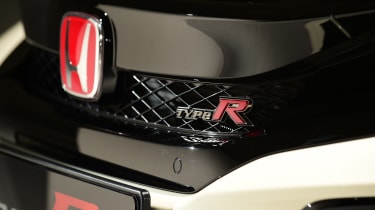 Honda Civic Type R 2017 - studio front detail