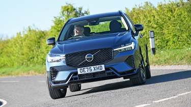 Volvo XC60 - front