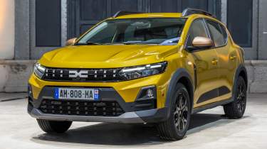 Dacia Sandero Stepway facelift - front static