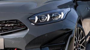 Kia Proceed facelift - front light
