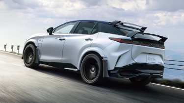 Lexus RZ 600e - rear tracking 