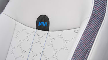 MINI Cooper - seat detail