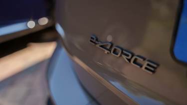 Nissan X-Trail - e-Force badge