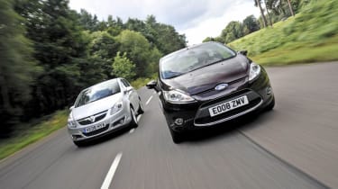 Ford Fiesta против Vauxhall Corsa