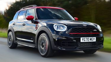 MINI Countryman - front tracking