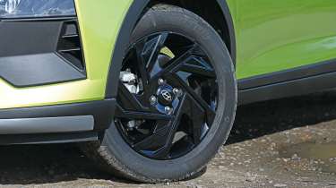 Hyundai Bayon - front wheel