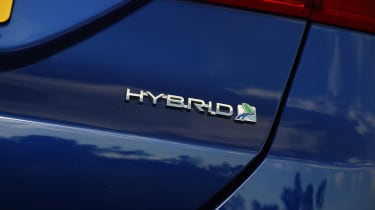 Ford Mondeo Hybrid - badge detail