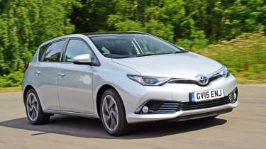 Toyota Auris Vs Seat Leon Pictures Auto Express