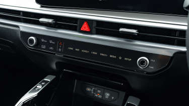 Kia Sorento diesel 2024 controls