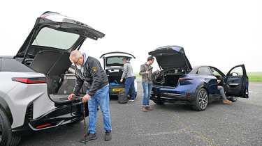 Premium electric SUV supertest - Lexus, BMW and Alpine boots open