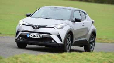 Toyota C-HR - front