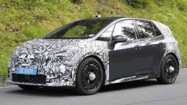Cupra Born Facelift - front angled
