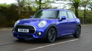 MINI five-door hatch - front tracking