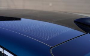 Genesis G80 EV - solar roof