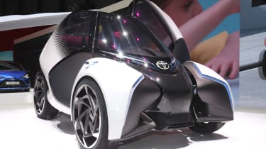 Toyota i-Tril concept Geneva - front