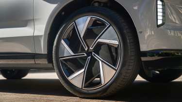 Volvo EX90 - wheel