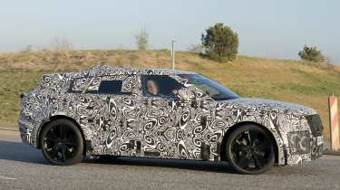Range Rover Velar EV - spyshot 2