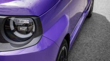 Honda Super-N - front light