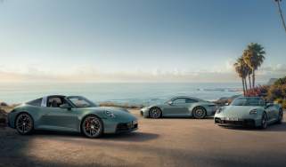 Porsche 911 Carrera 4S line up, static 