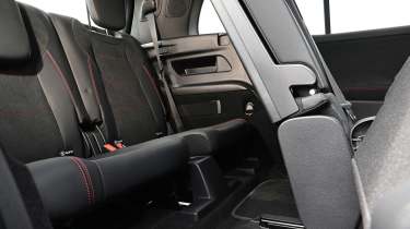 Mercedes EQB 250+ Urban Edition - back seats