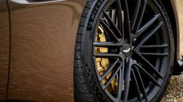 Aston Martin DB12 Volante - wheel