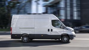 Iveco Daily 2021 - side