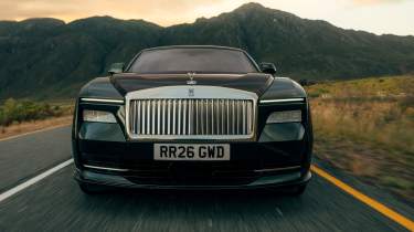 Rolls-Royce Spectre Series II - full front action