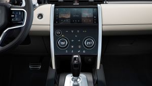 Land%20Rover%20Discovery%20Sport%202020%20updates-3.jpg