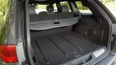 Jeep Grand Cherokee boot space
