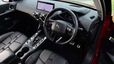 Volvo EX30 vs DS 3 E-Tense - DS 3 E-Tense interior 